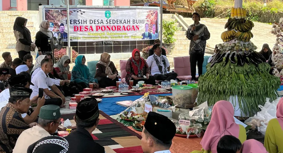 Sekda Kukar Hadiri Beseprah dan Peletakan Batu Pertama Bangunan PAUD Desa Ponoragan