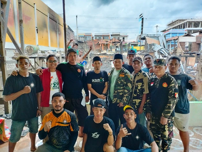 PAC Ansor dan DPK BKPRMI Kongbeng Salurkan Bantuan Rp 36 Juta untuk Korban Kebakaran di Desa Marga Mulya