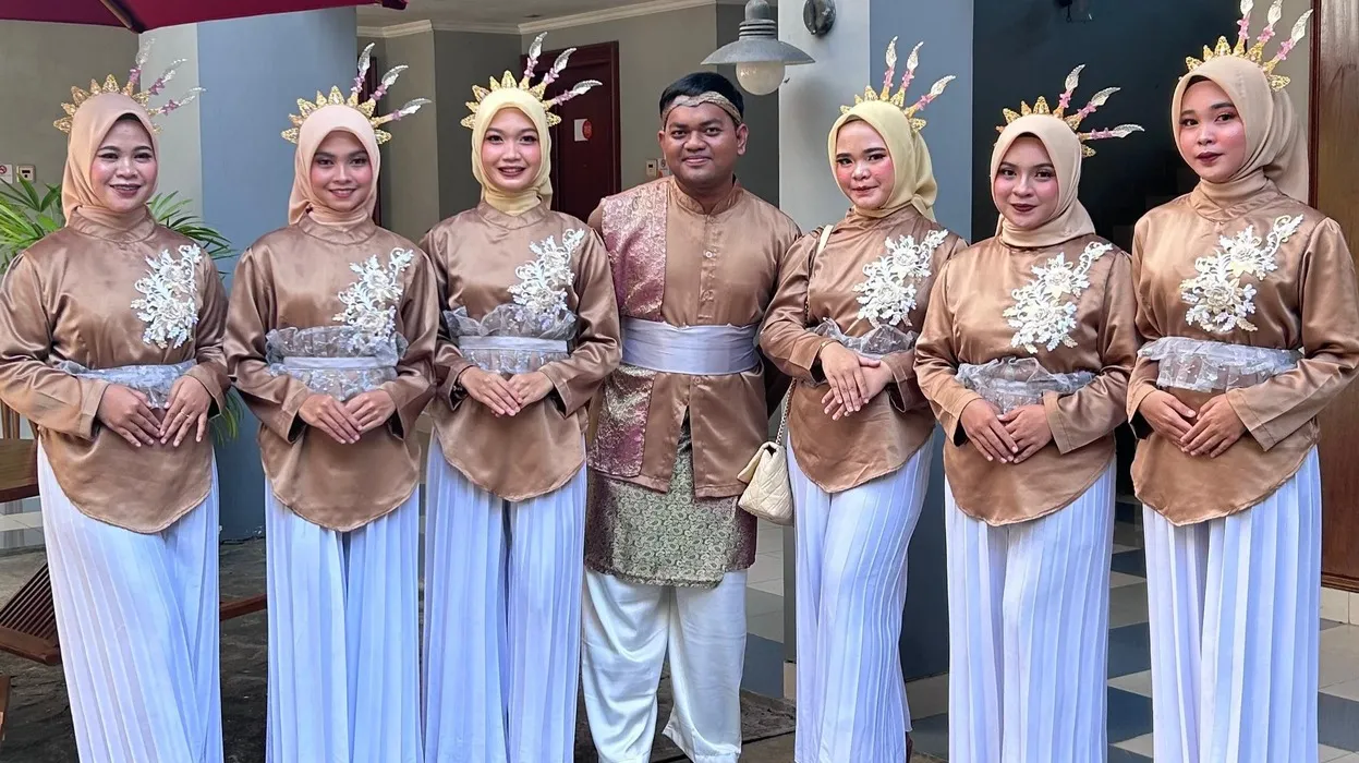 Sanggar Tari Nawasena Tampilkan Tari Jepen Betimung di KBFN 2025 Tenggarong
