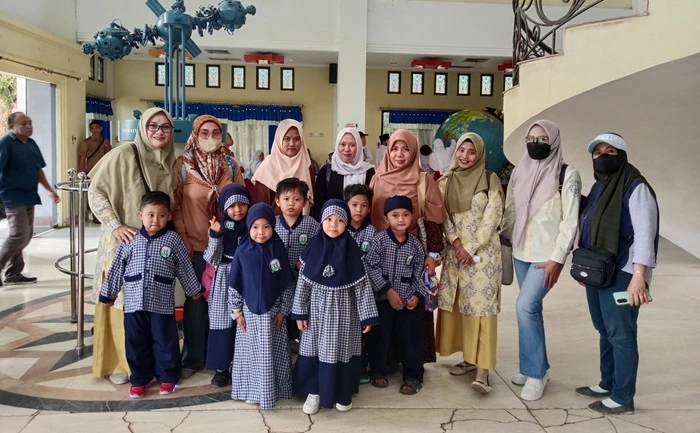 Wisata Edukasi Menyenangkan ke Planetarium Jagad Raya Tenggarong Bersama TK Islam Al-Maraghi Tenggarong